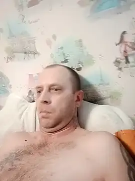 Snapshot of MaxDevilWhite chatting on 22, 1, 2025 MaxDevilWhite online show from 22, 1, 2025