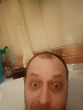 Snapshot of MaxDevilWhite chatting on 1, 2, 2025 MaxDevilWhite online show from 1, 2, 2025