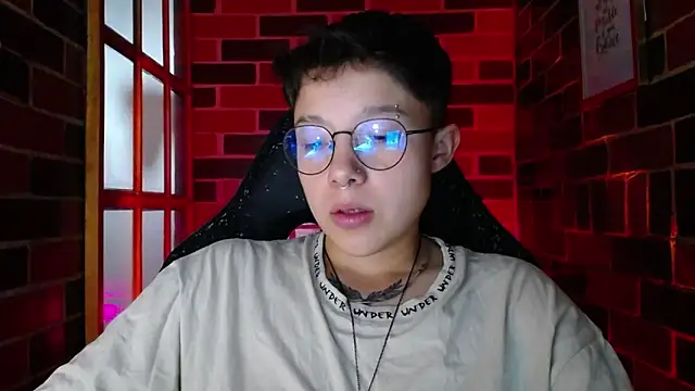 Snapshot of Rio_twrr chatting on 8, 2, 2025 Rio twrr online show from 8, 2, 2025