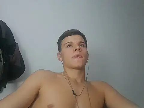 Snapshot of vitorsafado19 chatting on 23, 2, 2025 vitorsafado19 online show from 23, 2, 2025