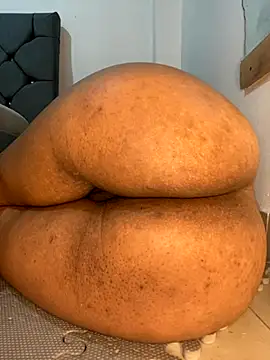 Snapshot of Charlotte_bronxxx chatting on 15, 9, 2025 Charlotte bronxxx online show from 15, 9, 2025