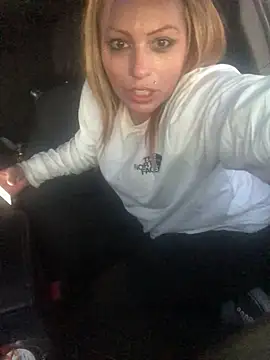 Snapshot of barbieinbondage7 chatting on 2, 2, 2026 barbieinbondage7 online show from 2, 2, 2026