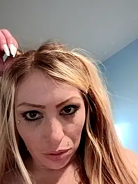 Snapshot of barbieinbondage7 chatting on 15, 4, 2026 barbieinbondage7 online show from 15, 4, 2026