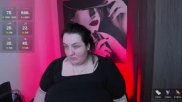 Snapshot of QueenOfHaze chatting on 5, 5, 2026 QueenOfHaze online show from 5, 5, 2026