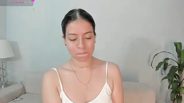 Hannah Jonhson online show from 3, 6, 2026