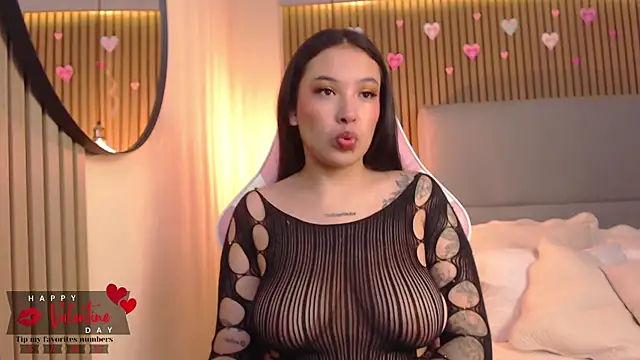 Snapshot of Victoria_Collinns chatting on 18, 2, 2025 Victoria Collinns online show from 18, 2, 2025