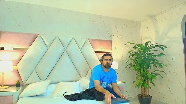 anastasia marco online show from 11, 2, 2025