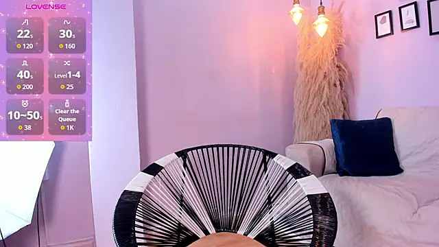 alana rossetti online show from 15, 9, 2025