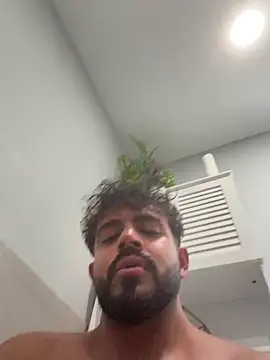 Snapshot of lovehairymen1234 chatting on 28, 10, 2025 lovehairymen1234 online show from 28, 10, 2025