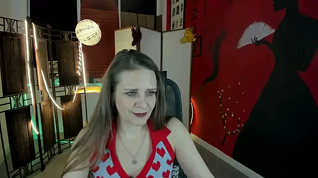 EmiliaBedy online show from 4, 3, 2025