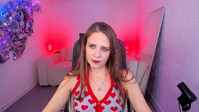 EmiliaBedy online show from 18, 11, 2025