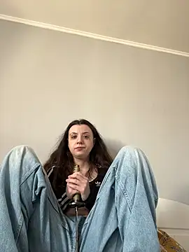 bunnythetailor online show from 5, 4, 2026