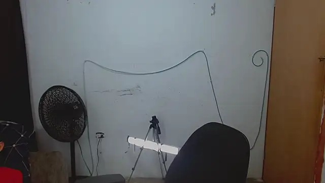 Alexxx lov online show from 9, 4, 2026