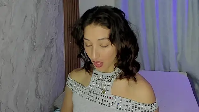 Snapshot of vicky__skinny_1 chatting on 25, 9, 2025 vicky  skinny 1 online show from 25, 9, 2025