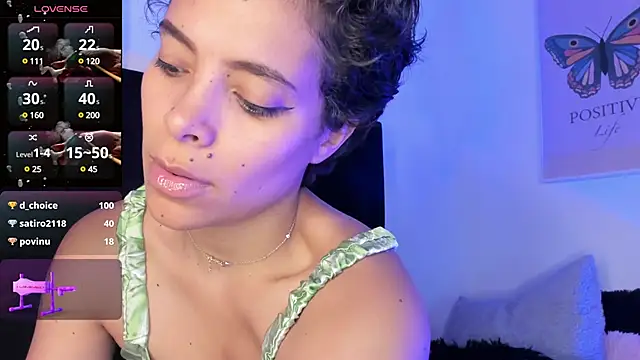 Snapshot of AnaChernova chatting on 16, 2, 2025 AnaChernova online show from 16, 2, 2025