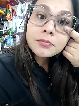 Vale Saenzz online show from 9, 3, 2026