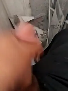 Snapshot of AKRAM_akra chatting on 9, 2, 2025 AKRAM akra online show from 9, 2, 2025