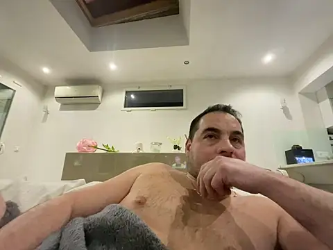 Snapshot of justeqqun chatting on 18, 1, 2026 justeqqun online show from 18, 1, 2026