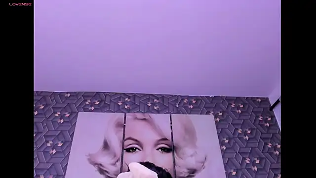 Emily rivera78 online show from 15, 4, 2026