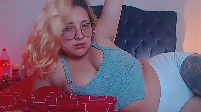 Snapshot of Hinako0Satorii_ chatting on 2, 3, 2025 Hinako0Satorii online show from 2, 3, 2025