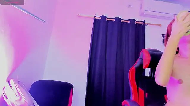 Nicol TransGirl online show from 10, 10, 2025