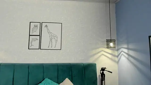 ninna curly online show from 15, 5, 2026