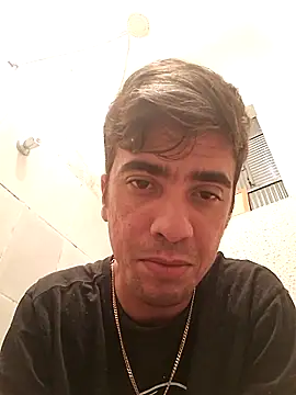 Snapshot of thallespessoa chatting on 18, 10, 2025 thallespessoa online show from 18, 10, 2025