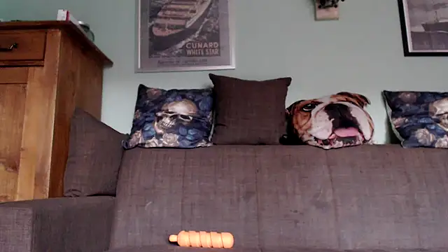 Astrid-Gilbert online show from 29, 1, 2025