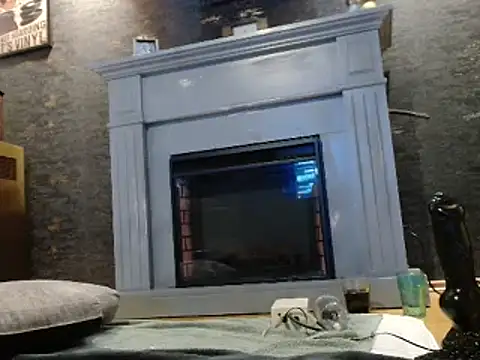 Astrid-Gilbert online show from 23, 2, 2025