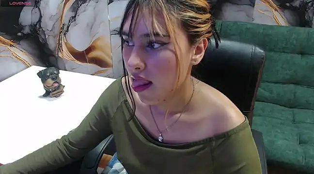 emily fox 3 online show from 10, 2, 2025