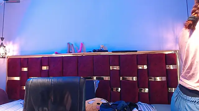 emily fox 3 online show from 30, 10, 2025