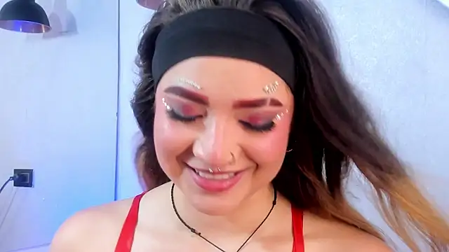 Shanntal  online show from 30, 10, 2025