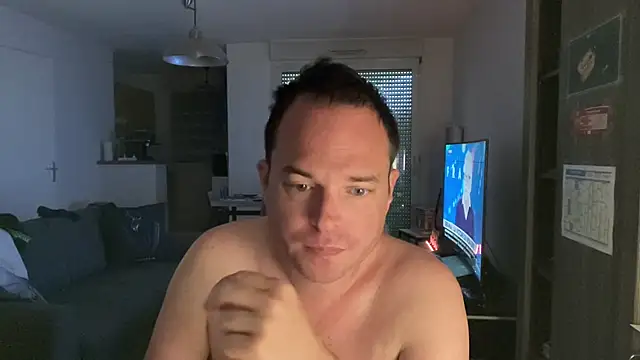 Snapshot of Funnyjul31 chatting on 18, 4, 2026 Funnyjul31 online show from 18, 4, 2026
