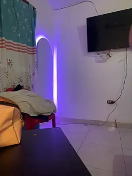 my cam online show from 21, 11, 2025