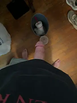 Johndxgnjxz online show from 24, 4, 2026