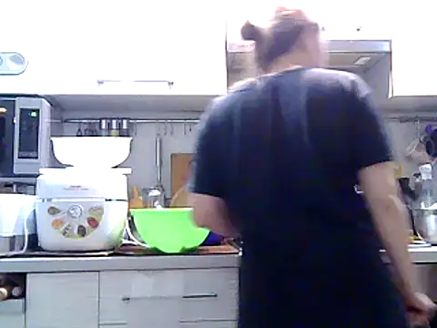 Snapshot of Misssweet_s chatting on 28, 1, 2025 Misssweet s online show from 28, 1, 2025