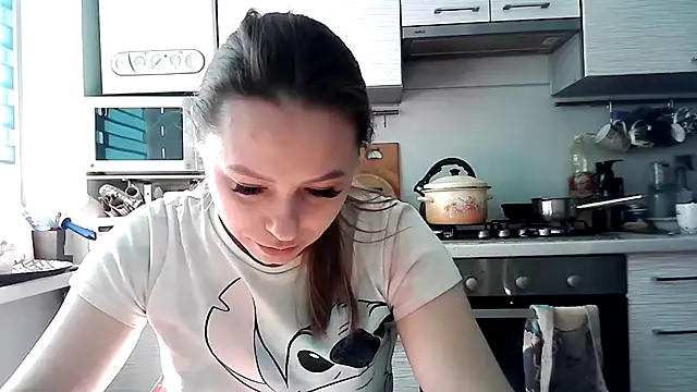 Snapshot of Misssweet_s chatting on 8, 2, 2025 Misssweet s online show from 8, 2, 2025