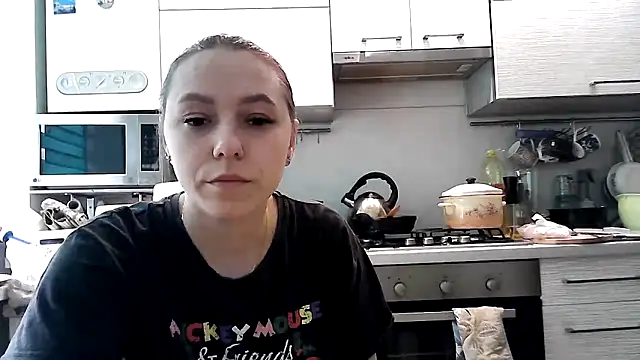 Snapshot of Misssweet_s chatting on 9, 2, 2025 Misssweet s online show from 9, 2, 2025