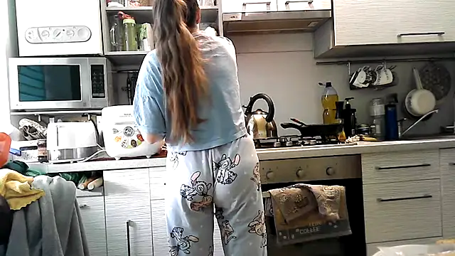 Snapshot of Misssweet_s chatting on 25, 2, 2025 Misssweet s online show from 25, 2, 2025