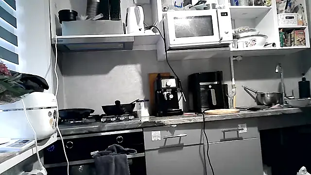 Snapshot of Misssweet_s chatting on 15, 9, 2025 Misssweet s online show from 15, 9, 2025