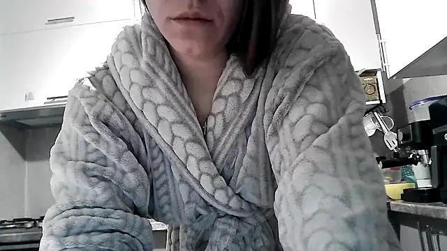 Snapshot of Misssweet_s chatting on 28, 9, 2025 Misssweet s online show from 28, 9, 2025