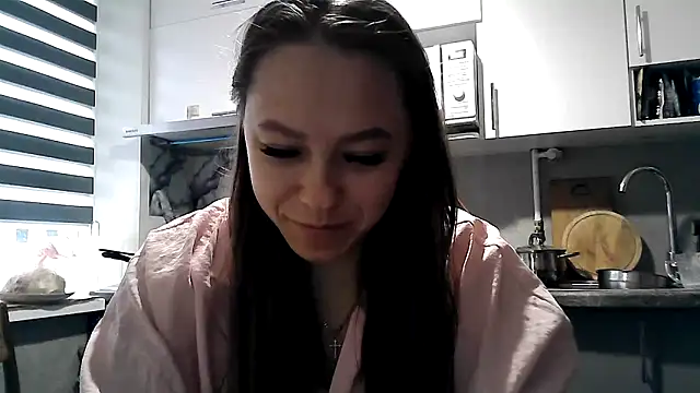 Snapshot of Misssweet_s chatting on 3, 11, 2025 Misssweet s online show from 3, 11, 2025