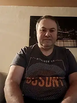 Snapshot of Pourleplasirs chatting on 15, 2, 2025 Pourleplasirs online show from 15, 2, 2025