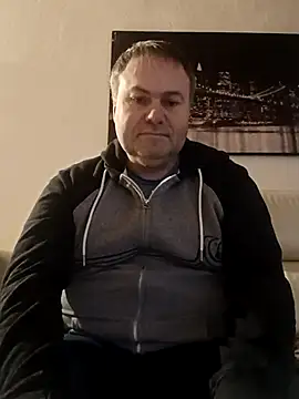 Snapshot of Pourleplasirs chatting on 15, 2, 2025 Pourleplasirs online show from 15, 2, 2025