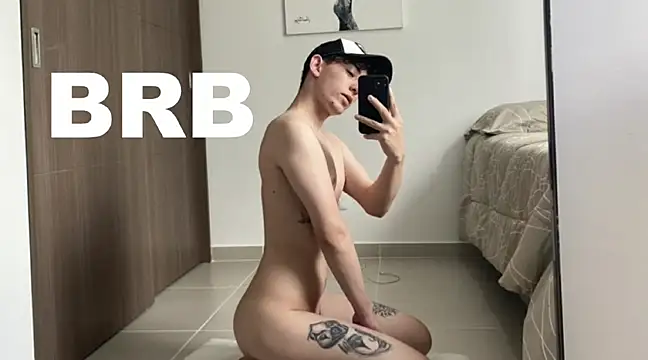 Snapshot of miketwink chatting on 21, 3, 2025 miketwink online show from 21, 3, 2025