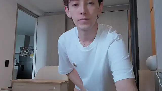 Snapshot of miketwink chatting on 9, 9, 2025 miketwink online show from 9, 9, 2025