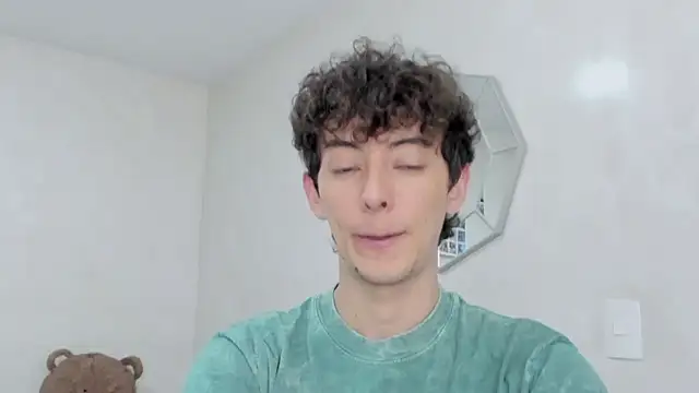 Snapshot of miketwink chatting on 17, 1, 2026 miketwink online show from 17, 1, 2026