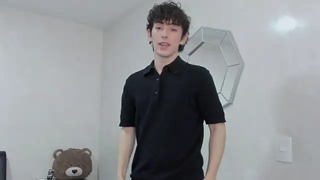 Snapshot of miketwink chatting on 8, 2, 2026 miketwink online show from 8, 2, 2026