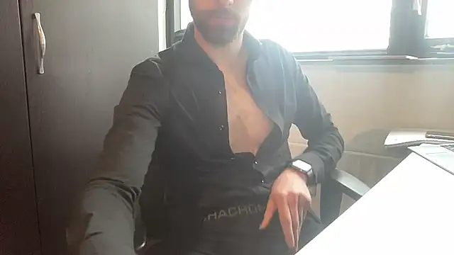 Snapshot of bullyboyy chatting on 24, 2, 2025 bullyboyy online show from 24, 2, 2025