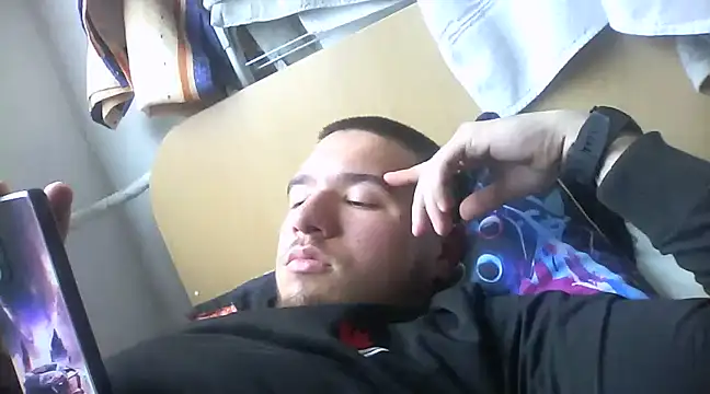 Snapshot of Drag_Queen chatting on 3, 2, 2025 Drag Queen online show from 3, 2, 2025